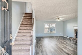 391 Lake Valley Dr SW, Unit #356 in Loganville, GA - Building Photo - Building Photo