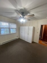 406 Pennsylvania Ave, Unit 2 in Matamoras, PA - Building Photo - Building Photo