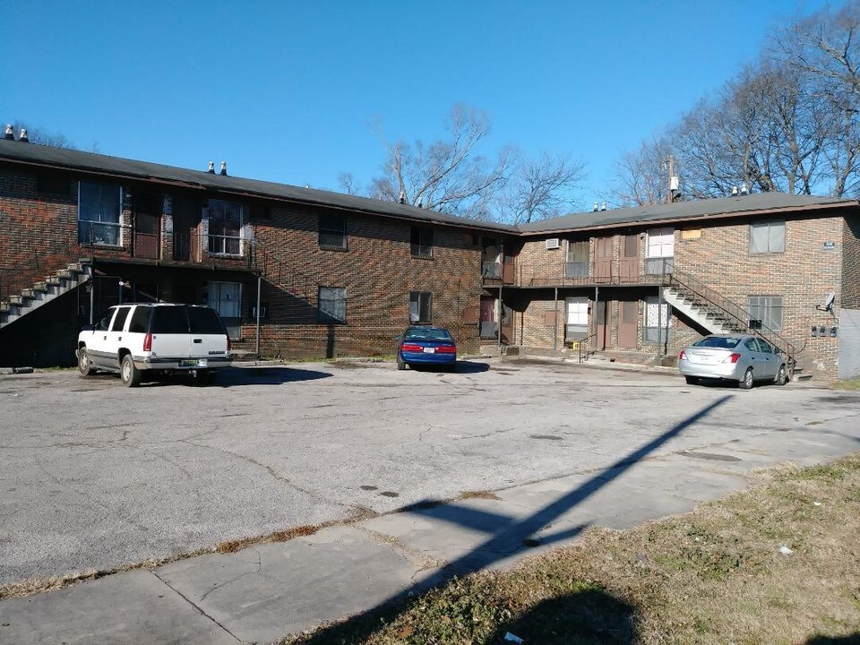2428 21st Ave N in Birmingham, AL - Building Photo