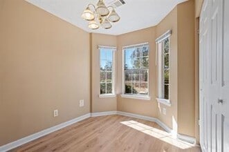 7253 Crestside Dr in Austell, GA - Building Photo - Building Photo