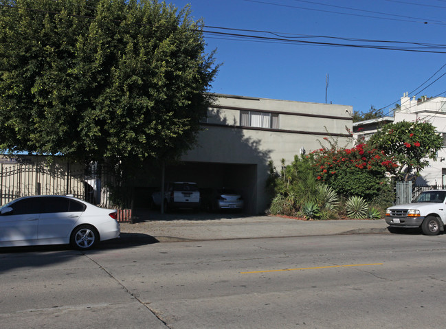 1126 Wilcox Ave in Los Angeles, CA - Building Photo - Building Photo