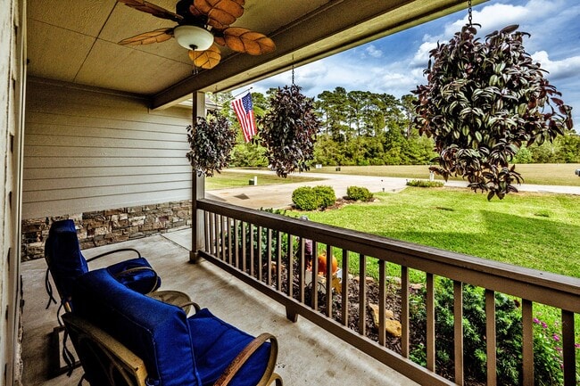 property at 14 Wildwood Lake Dr