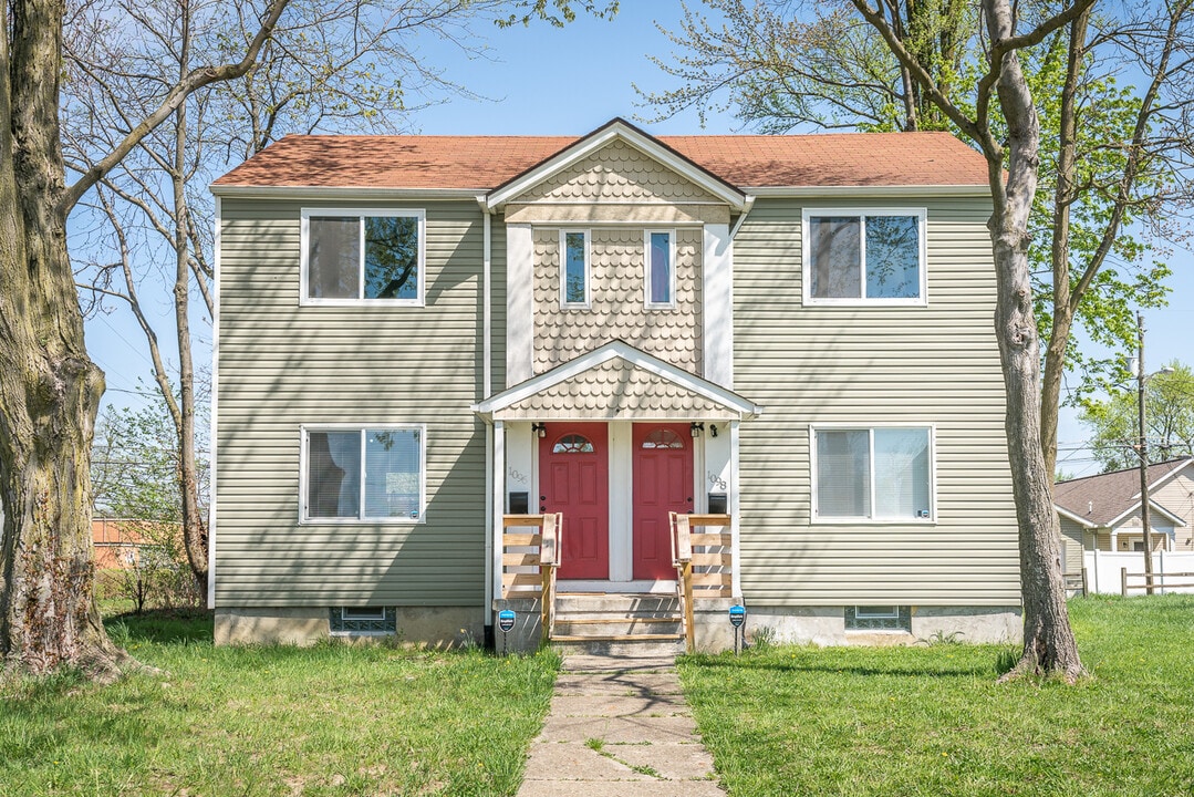 1098 E 22nd Ave in Columbus, OH - Foto de edificio