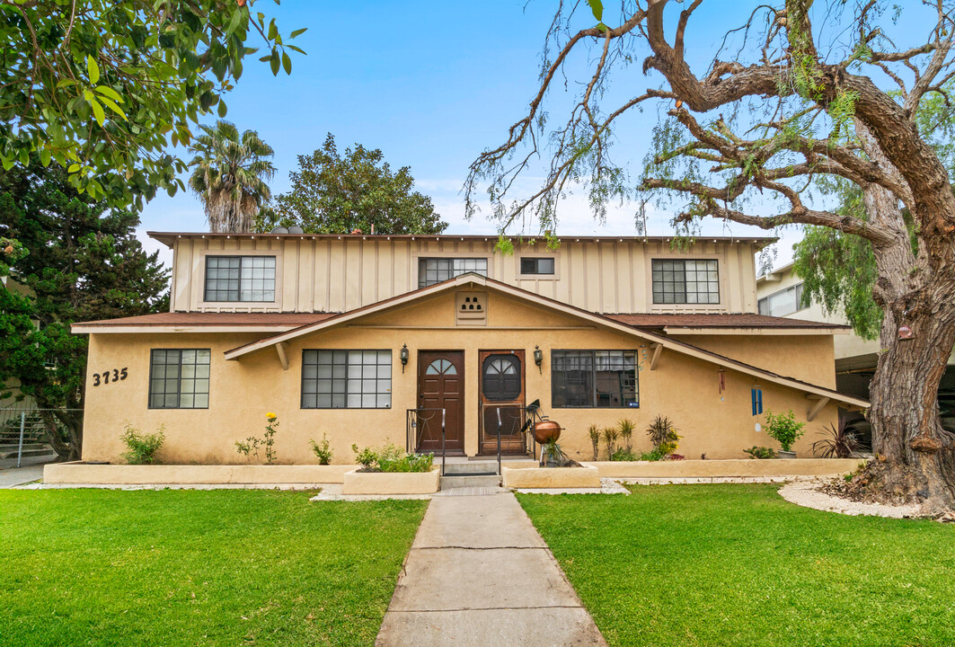 3735 Inglewood Blvd in Los Angeles, CA - Building Photo