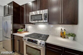 2108 10th St NW, Unit 1 in Washington, DC - Building Photo - Building Photo