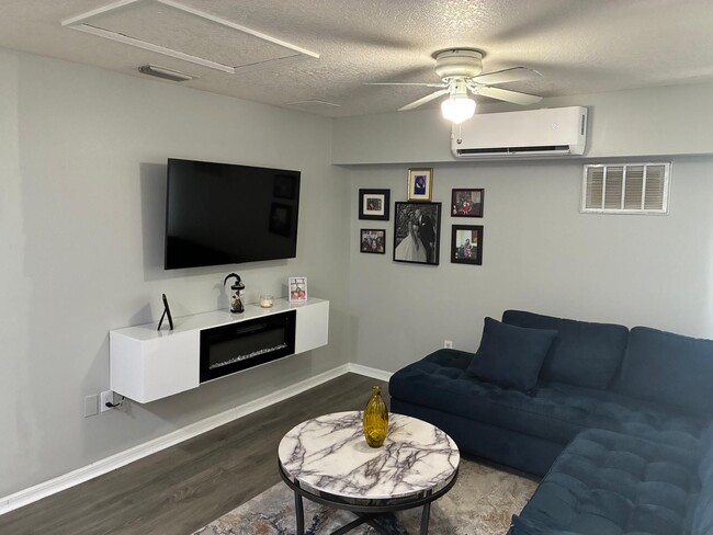 2816 Fan Palm Dr in Davenport, FL - Building Photo - Building Photo