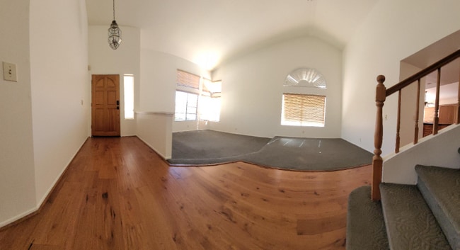 11322 Redbud Ct in San Diego, CA - Building Photo - Building Photo