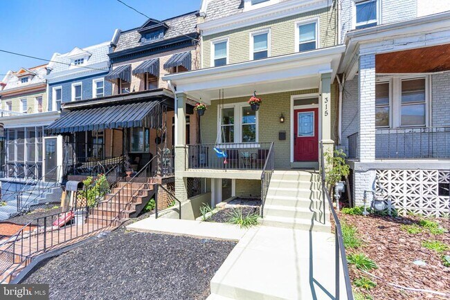 315 Upshur St NW in Washington, DC - Building Photo - Building Photo