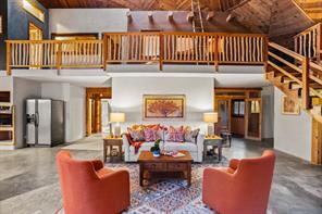 37 Eckards Way in Espanola, NM - Foto de edificio - Building Photo