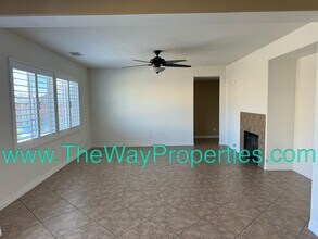 13889 Camino Lindo St in Victorville, CA - Building Photo - Building Photo
