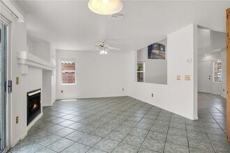 2260 Blackberry Valley Way in Las Vegas, NV - Building Photo - Building Photo