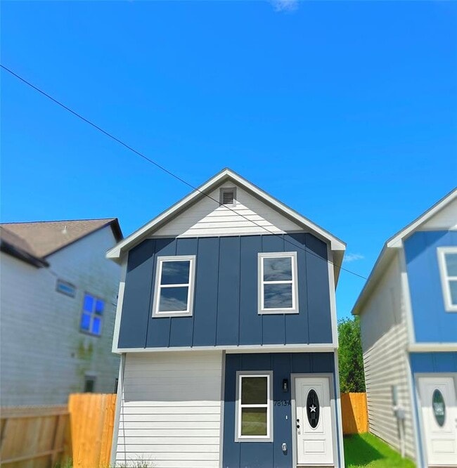 property at 7813 Hirsch Rd