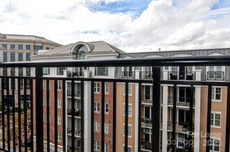 4625 Piedmont Row Dr in Charlotte, NC - Building Photo - Building Photo