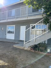 15941 Tokay St, Unit 1 in Victorville, CA - Building Photo - Building Photo