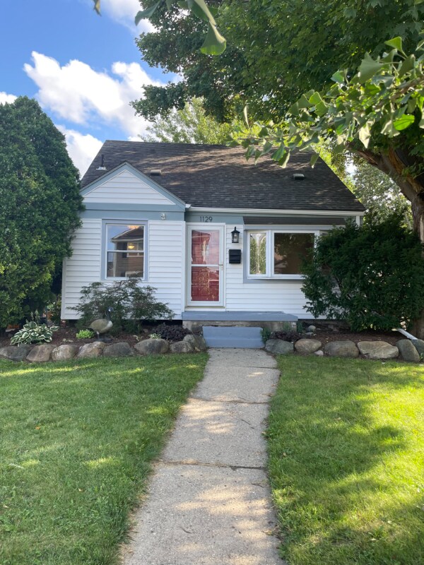 property at 1129 W Windemere Ave