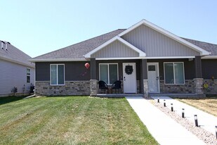 409 S 3rd St in Seward, NE - Building Photo