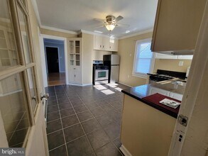 11 Zieglers Ln in Hamilton Township, NJ - Building Photo - Building Photo