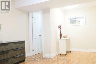 38 Kimberly Ct in Richmond Hill, ON - Building Photo - Building Photo