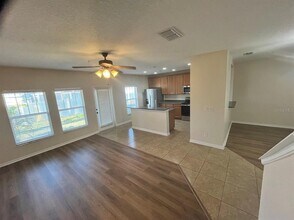 2044 Cypress Bay Blvd in Kissimmee, FL - Building Photo - Building Photo