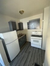 1209 MacArthur Cir-Unit -1209 in Evansville, IN - Building Photo - Building Photo