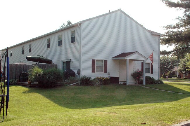 489 E Elmwood Ave in Mechanicsburg, PA - Building Photo - Building Photo