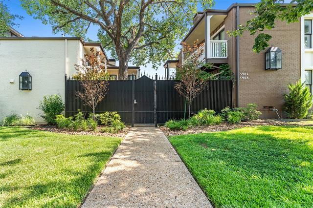 5904 Sandhurst Ln in Dallas, TX - Building Photo