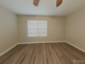5994 Churchill Square Way in Groveland, FL - Building Photo - Building Photo