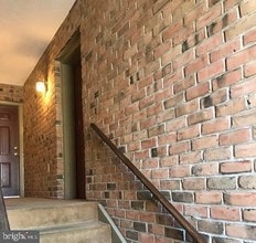 1302 Sugarwood Cir-Unit -304 in Baltimore, MD - Building Photo - Building Photo