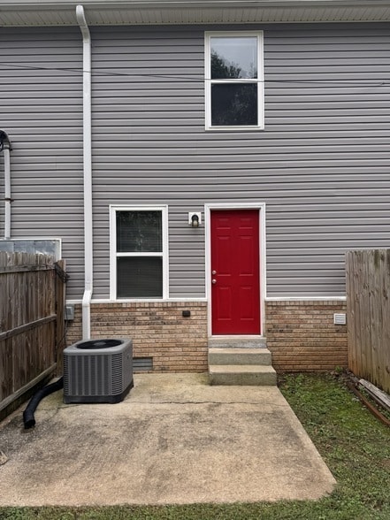 179 Ingle Dr, Unit B2 in Morrison, TN - Building Photo - Building Photo