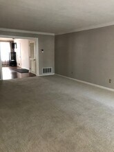 1425 E 52nd St in Savannah, GA - Building Photo - Building Photo