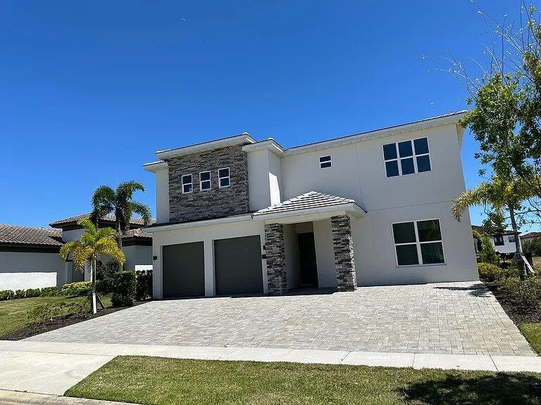 1009 Coyote Creek Way in Kissimmee, FL - Building Photo