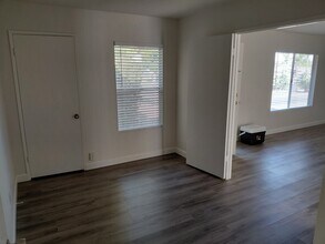 210 S Orleans Ave in Escondido, CA - Building Photo - Building Photo