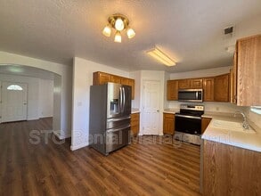 154 E 100 N in Washington, UT - Building Photo - Building Photo