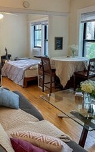 643 W Arlington Pl, Unit 2 in Chicago, IL - Foto de edificio - Building Photo