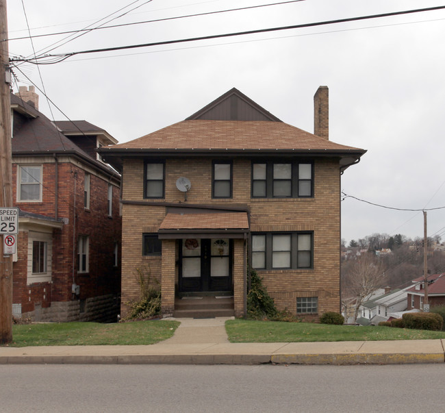 1710 Potomac Ave in Pittsburgh, PA - Building Photo - Building Photo