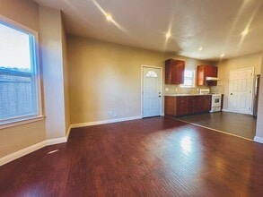 1089-1091 59th St in Oakland, CA - Building Photo - Building Photo