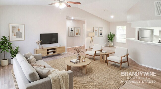 4311 Thonotosassa Ave, Unit 10 in Tampa, FL - Building Photo - Building Photo