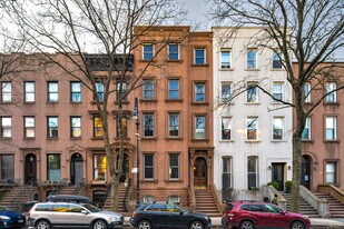378 Clinton St in Brooklyn, NY - Building Photo