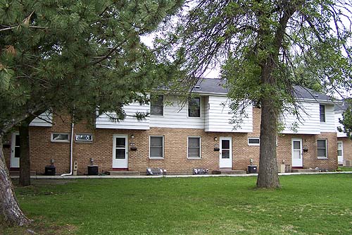 Georgetown Park of Brooklyn Center in Brooklyn Center, MN - Building Photo