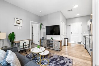 30 Beacham St in Everett, MA - Building Photo - Building Photo