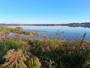 1836 N Crystal Lake Dr in Lakeland, FL - Building Photo - Building Photo