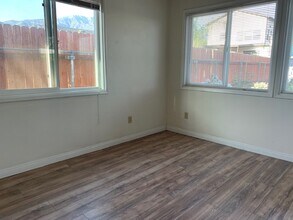 2115 Marengo Ave, Unit A in Altadena, CA - Foto de edificio - Building Photo