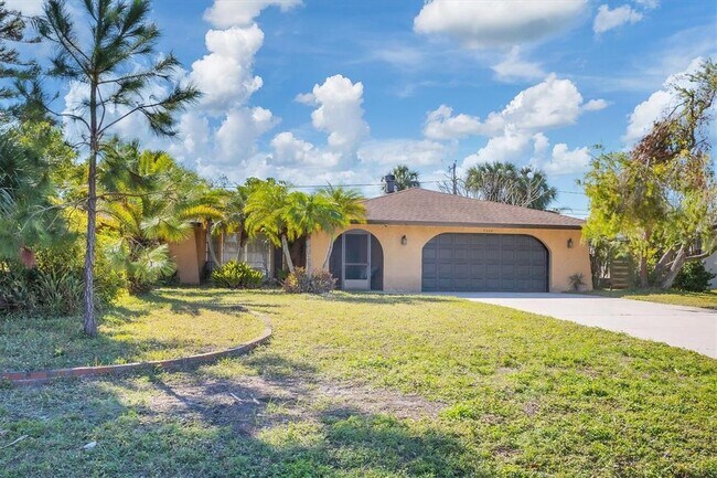 3646 Calliandra Dr in Sarasota, FL - Building Photo - Building Photo