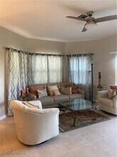 210 Vintage Cir in Naples, FL - Building Photo - Building Photo