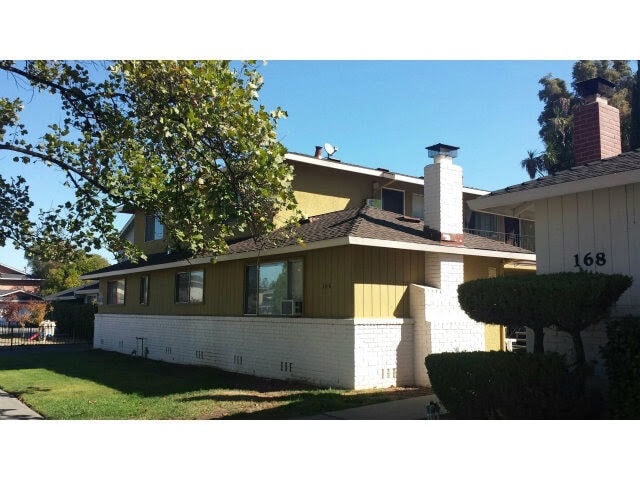 166 Echo Ave, Unit 3 in Campbell, CA - Foto de edificio - Building Photo