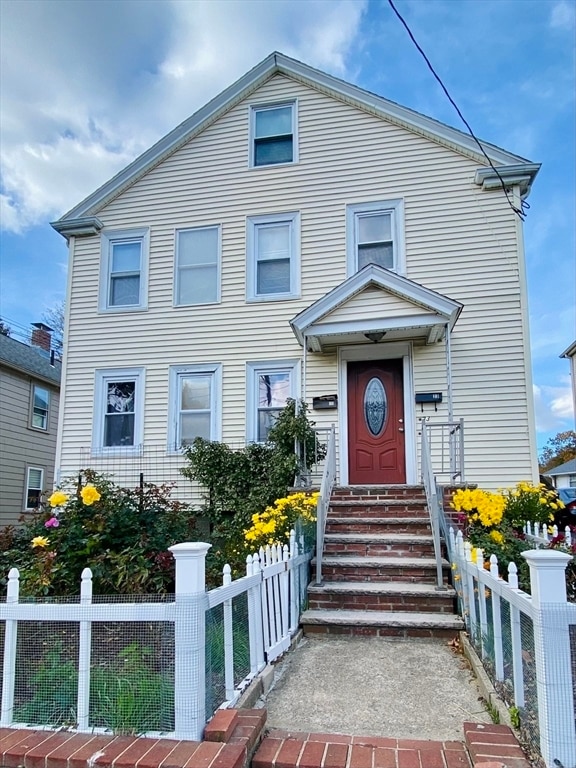 property at 25 Elliot St