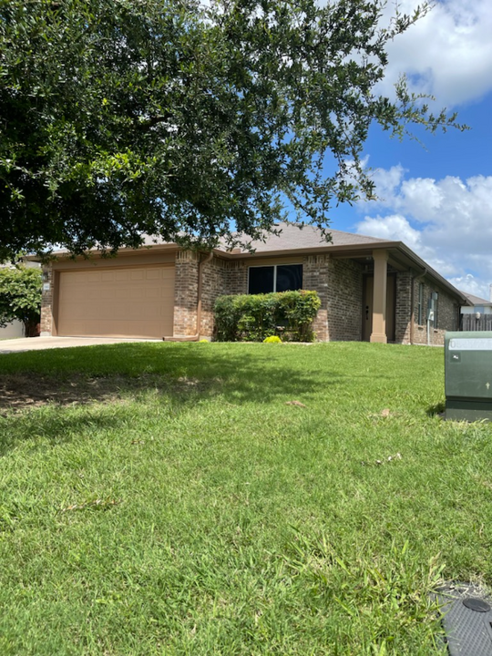 6412 Serena Ln in Waco, TX - Building Photo