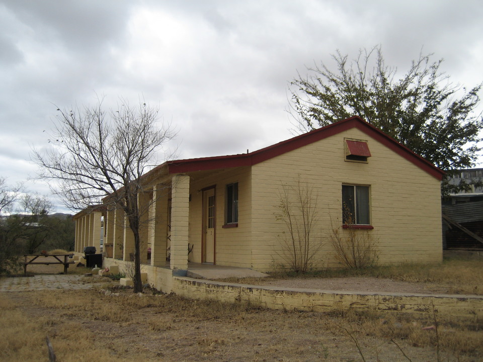 Boothill Multi-Family Units in Tombstone, AZ - Building Photo