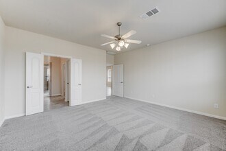 13118 Dancing Reed Dr in Texas City, TX - Foto de edificio - Building Photo