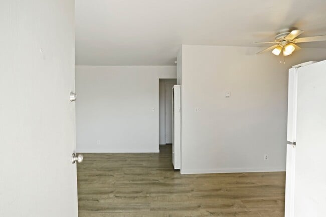 property at 111 N Walnut Ave